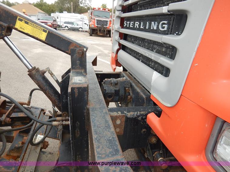 image for item K1736 2001 Sterling LT7500 dump truck