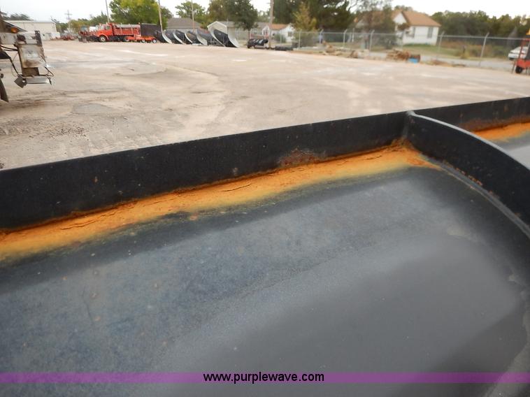 image for item K1736 2001 Sterling LT7500 dump truck