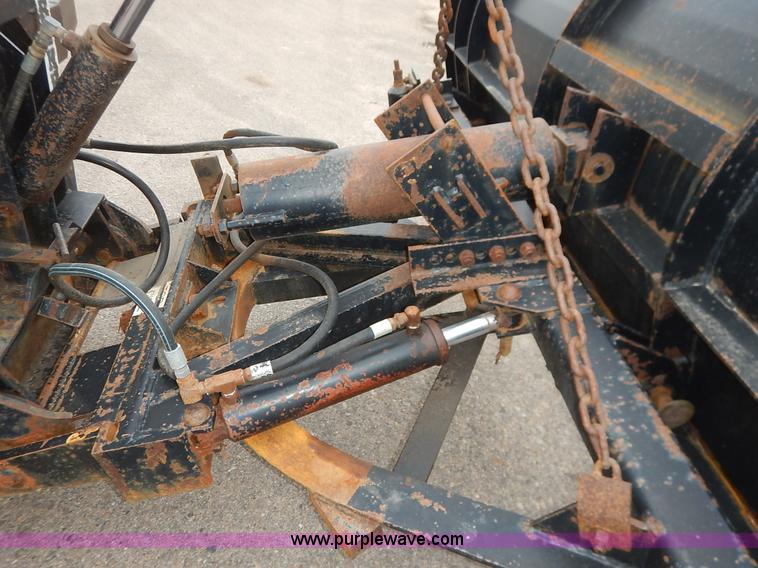 image for item K1736 2001 Sterling LT7500 dump truck