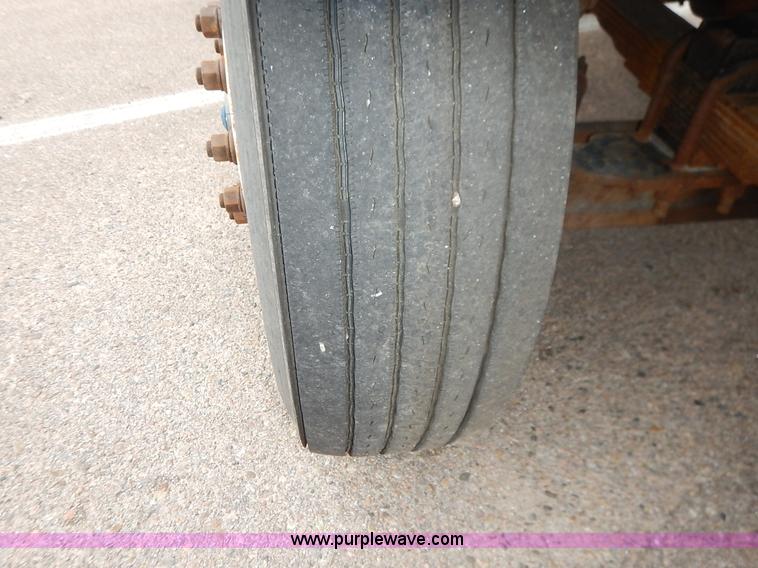 image for item K1736 2001 Sterling LT7500 dump truck