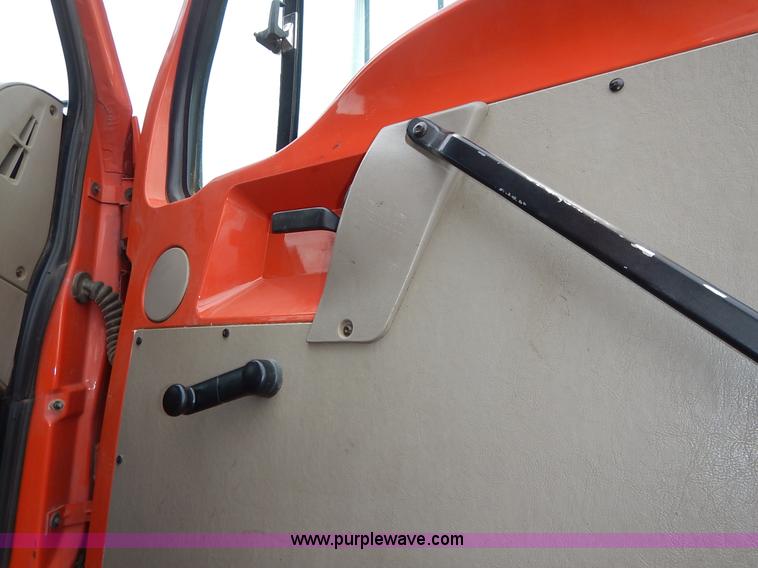 image for item K1736 2001 Sterling LT7500 dump truck