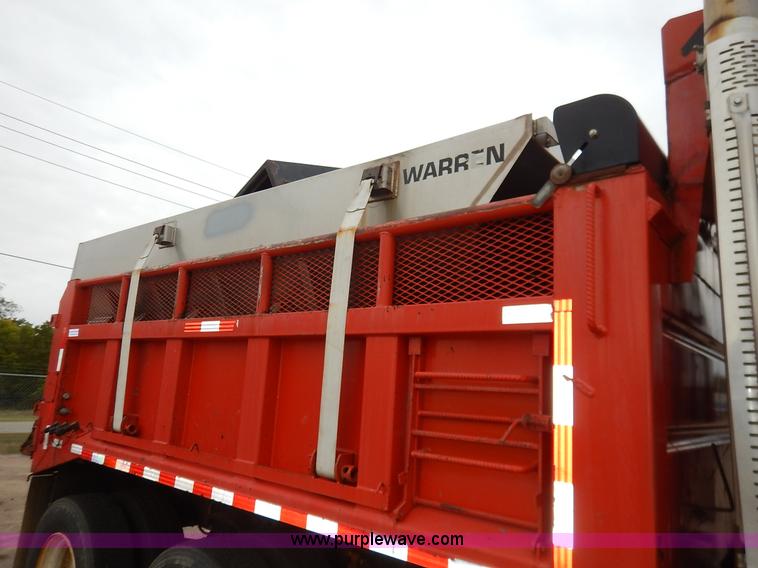 image for item K1736 2001 Sterling LT7500 dump truck