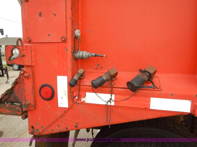 image for item K1736 2001 Sterling LT7500 dump truck