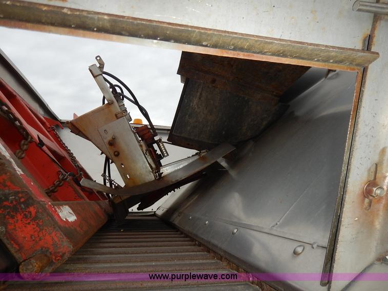 image for item K1736 2001 Sterling LT7500 dump truck