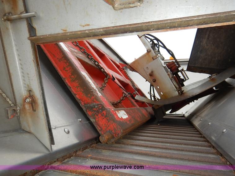 image for item K1736 2001 Sterling LT7500 dump truck