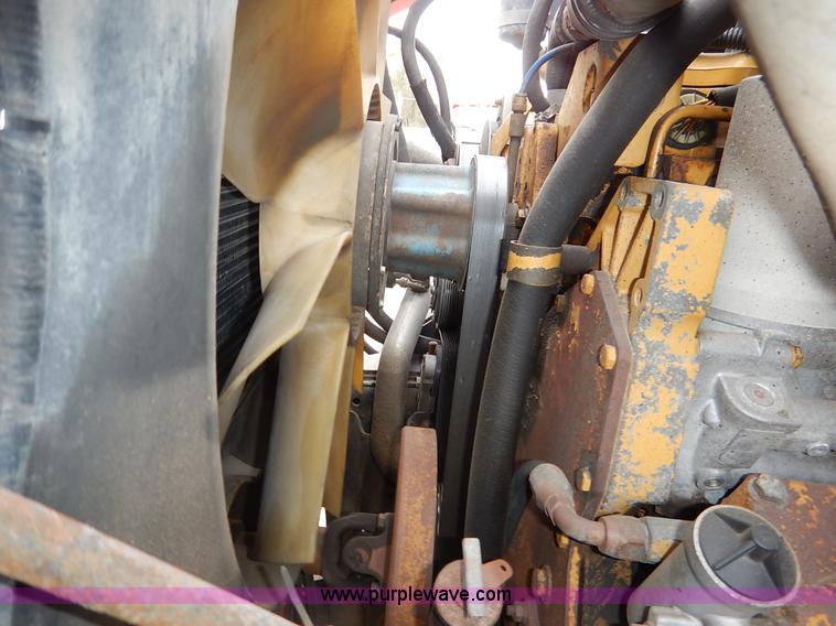 image for item K1736 2001 Sterling LT7500 dump truck