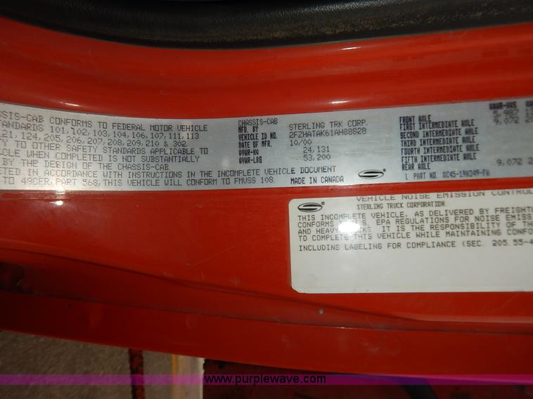 image for item K1736 2001 Sterling LT7500 dump truck