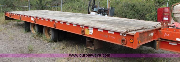 image for item L2277 2004 Trail Eze TE40T28 tilt deck trailer