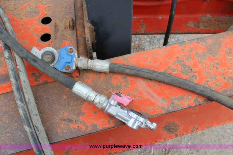 image for item L2277 2004 Trail Eze TE40T28 tilt deck trailer