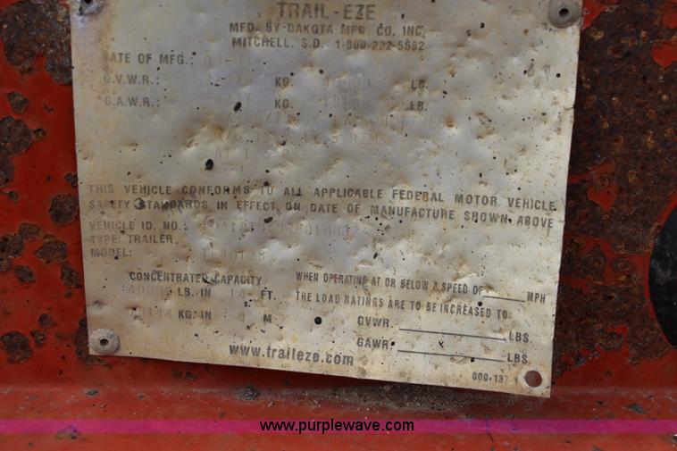 image for item L2277 2004 Trail Eze TE40T28 tilt deck trailer