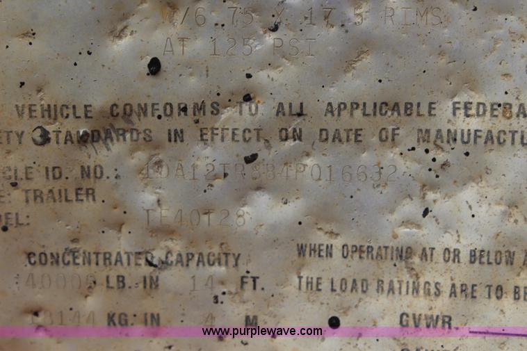 image for item L2277 2004 Trail Eze TE40T28 tilt deck trailer