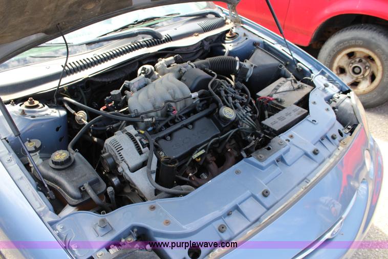 image for item L2290 1999 Ford Taurus LX