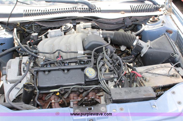 image for item L2290 1999 Ford Taurus LX