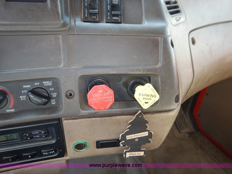 image for item L2296 2001 Sterling LT7500 dump truck