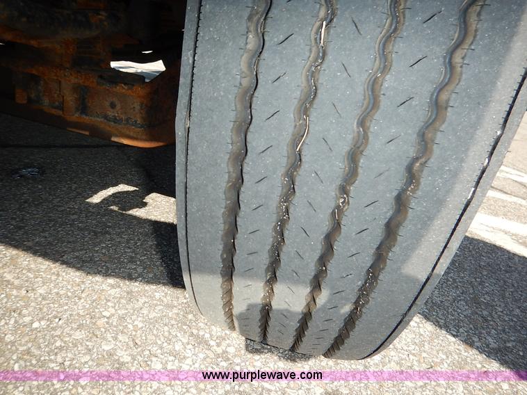 image for item L2296 2001 Sterling LT7500 dump truck