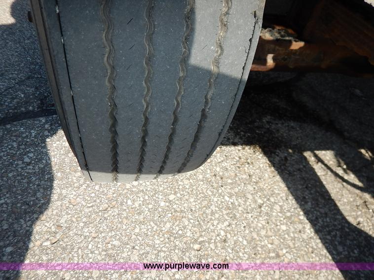 image for item L2296 2001 Sterling LT7500 dump truck