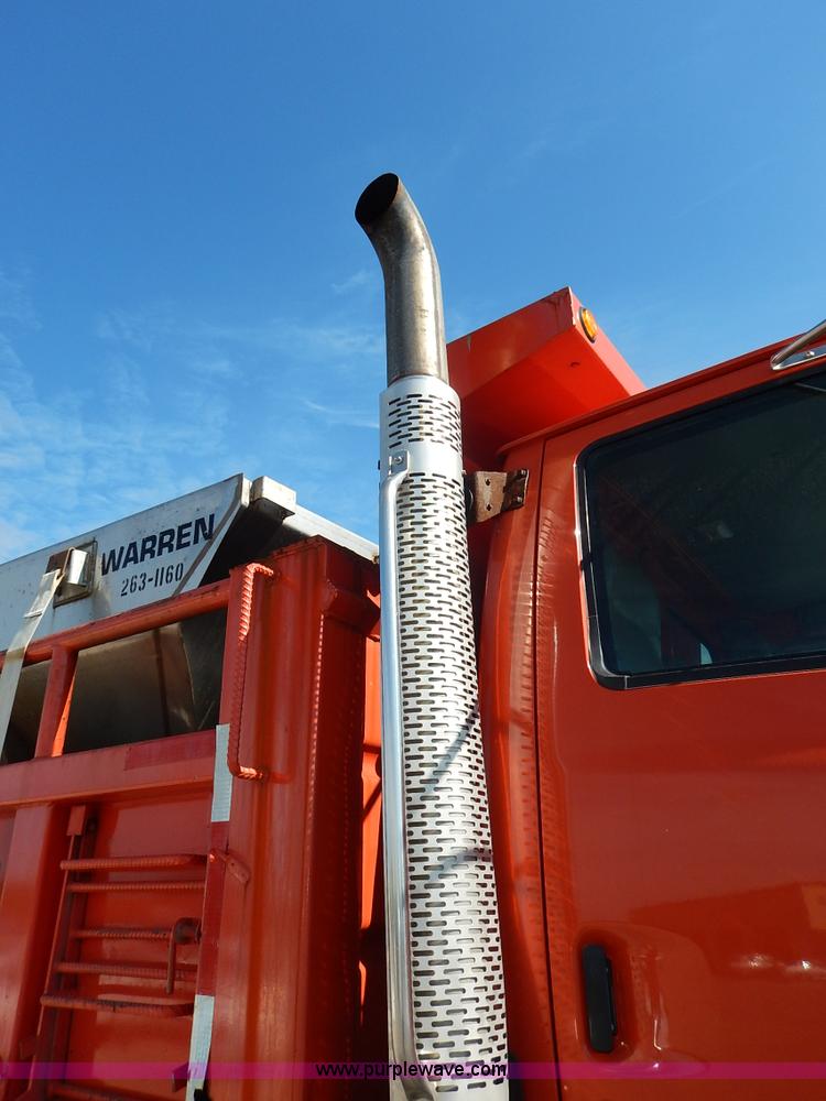 image for item L2296 2001 Sterling LT7500 dump truck