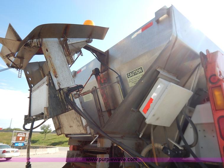 image for item L2296 2001 Sterling LT7500 dump truck