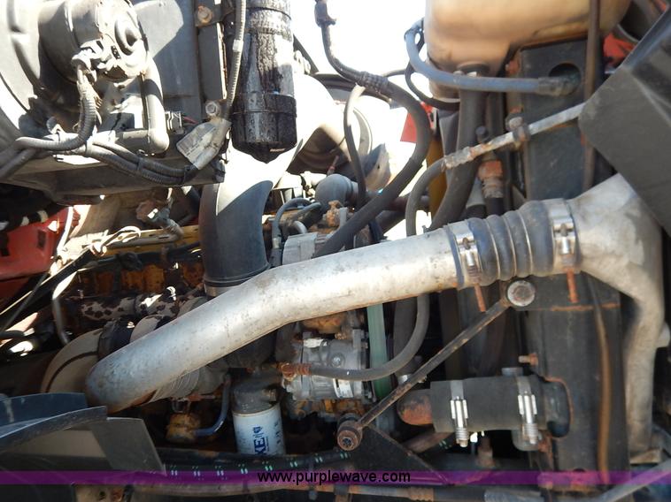 image for item L2296 2001 Sterling LT7500 dump truck