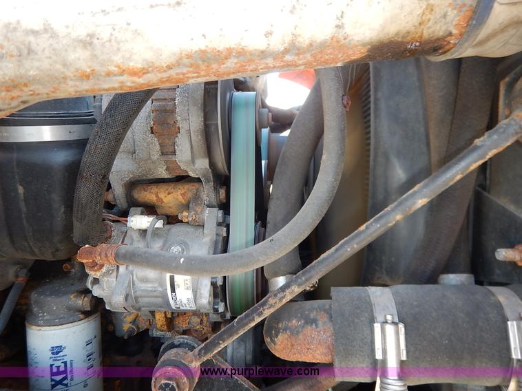 image for item L2296 2001 Sterling LT7500 dump truck