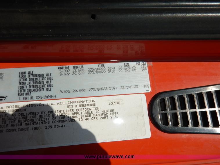 image for item L2296 2001 Sterling LT7500 dump truck