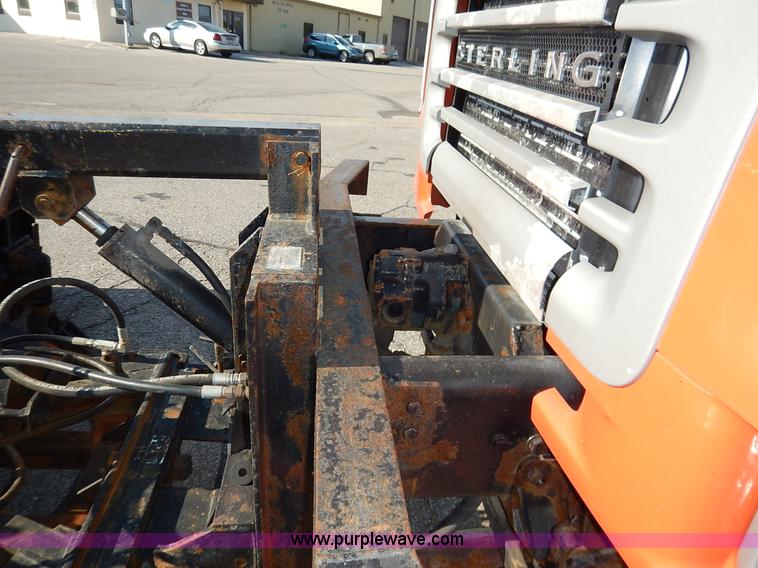 image for item L2304 2001 Sterling LT7500 dump truck