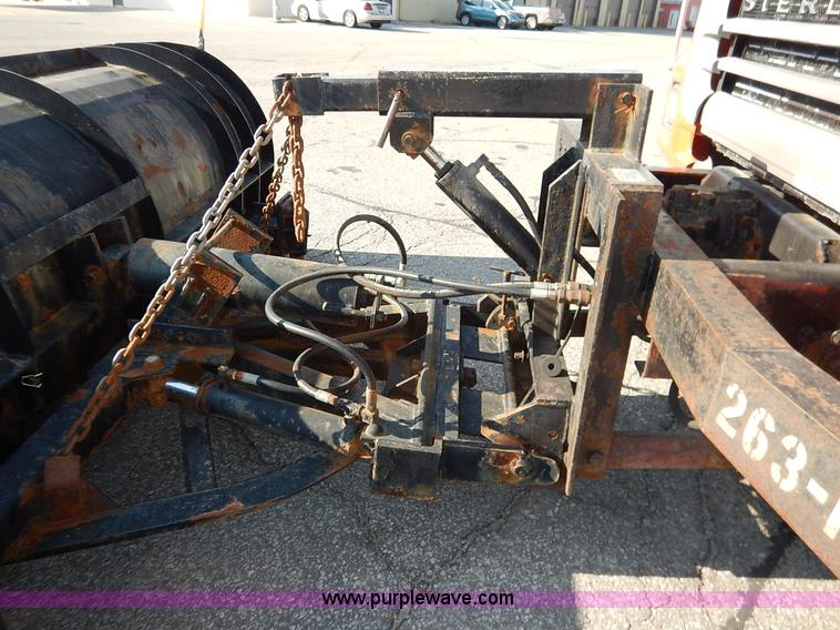 image for item L2304 2001 Sterling LT7500 dump truck