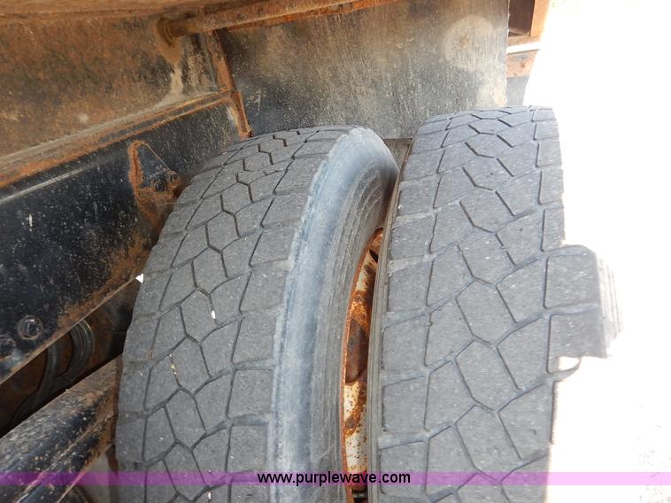 image for item L2304 2001 Sterling LT7500 dump truck