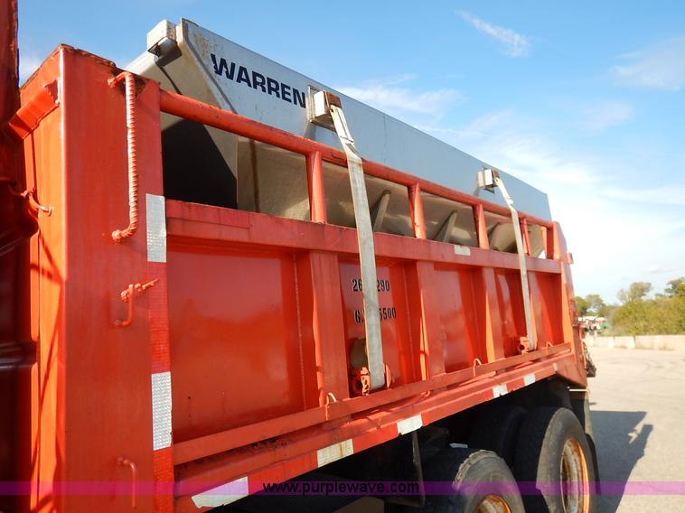 image for item L2304 2001 Sterling LT7500 dump truck