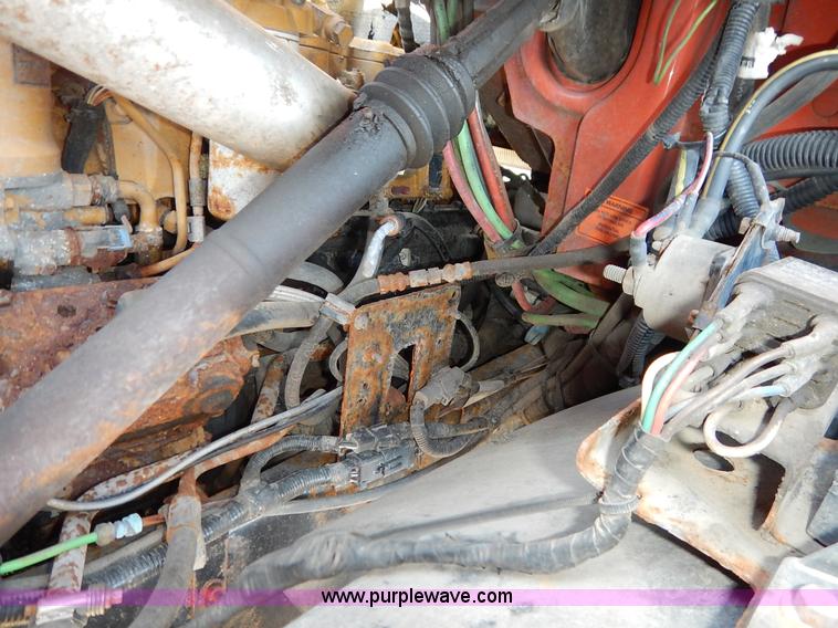 image for item L2304 2001 Sterling LT7500 dump truck