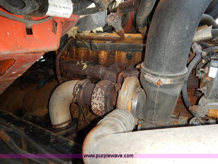 image for item L2304 2001 Sterling LT7500 dump truck