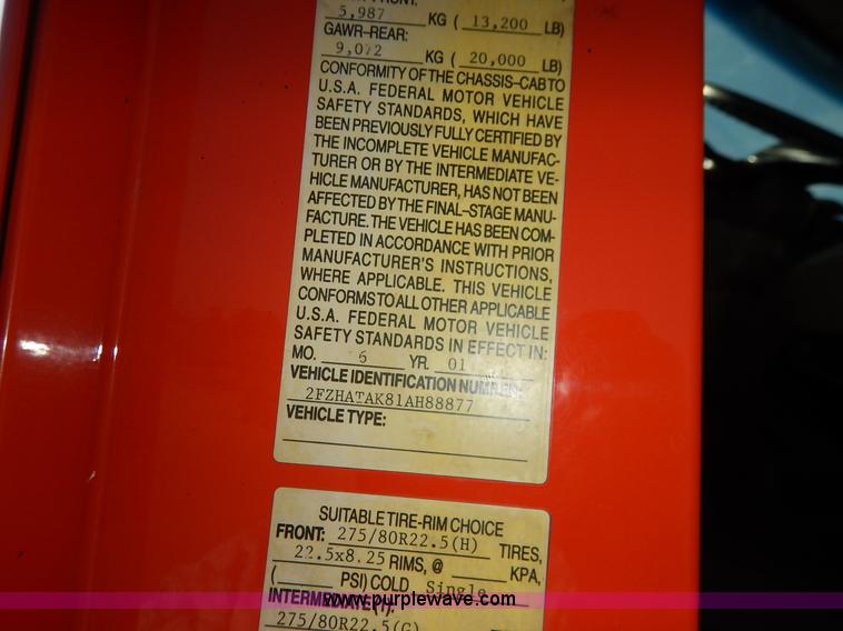 image for item L2304 2001 Sterling LT7500 dump truck