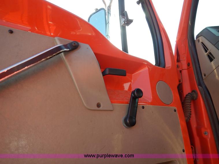 image for item L2305 2001 Sterling LT7500 dump truck