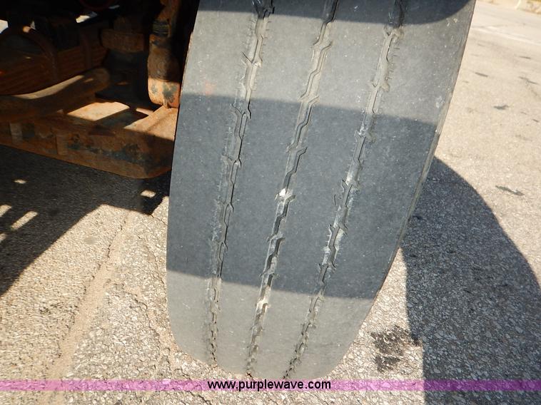 image for item L2305 2001 Sterling LT7500 dump truck