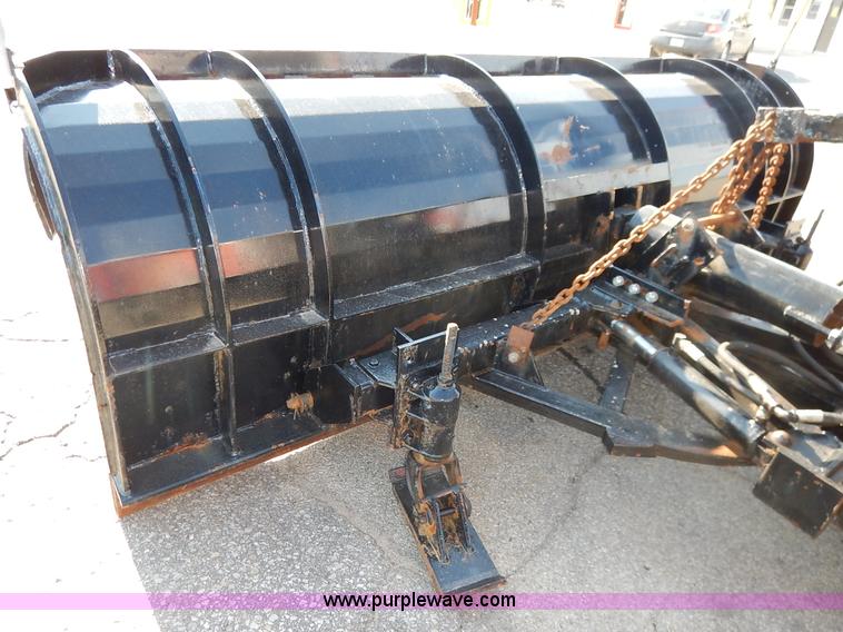 image for item L2305 2001 Sterling LT7500 dump truck