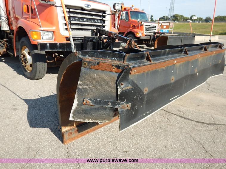 image for item L2305 2001 Sterling LT7500 dump truck