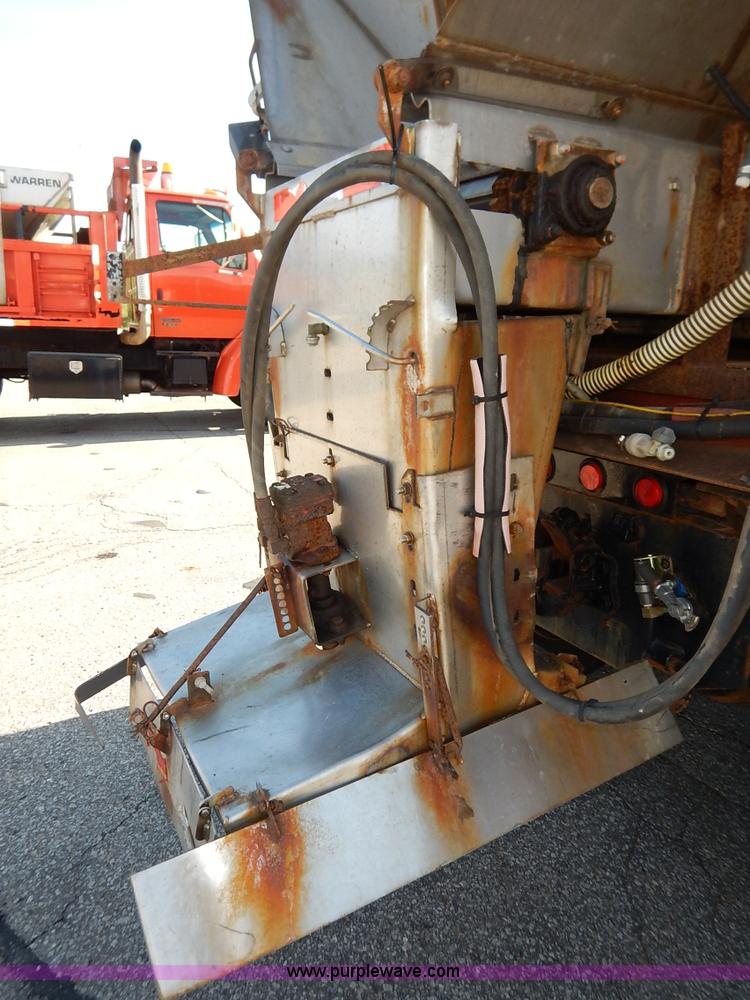 image for item L2305 2001 Sterling LT7500 dump truck