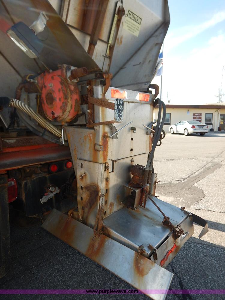 image for item L2305 2001 Sterling LT7500 dump truck