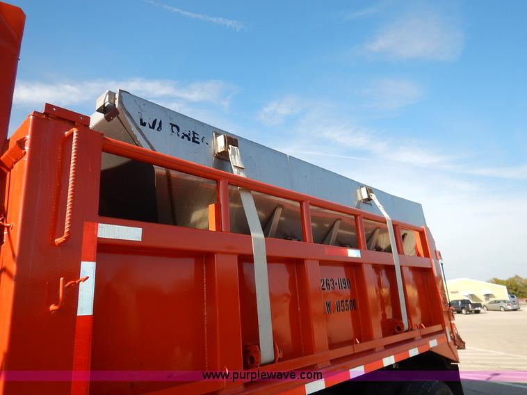 image for item L2305 2001 Sterling LT7500 dump truck