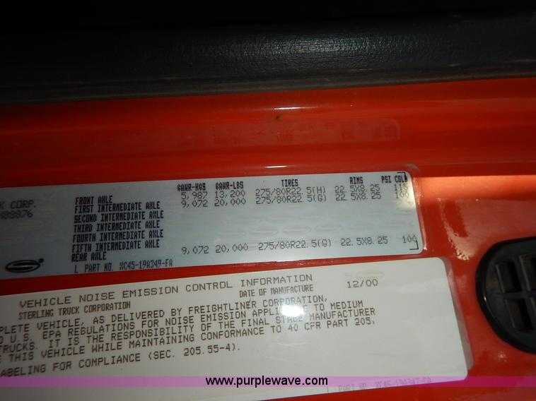 image for item L2305 2001 Sterling LT7500 dump truck