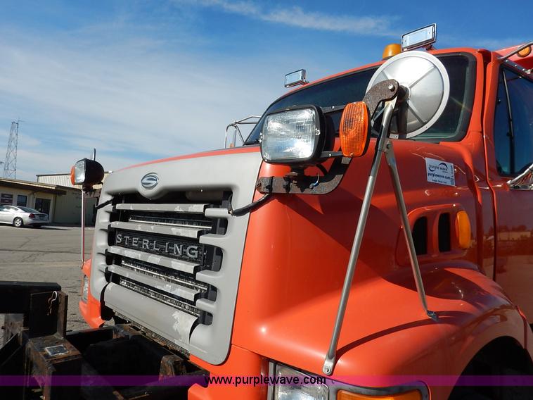 image for item L2306 2001 Sterling LT7500 dump truck