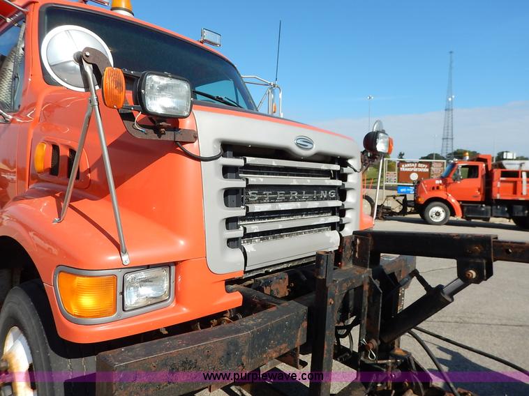 image for item L2306 2001 Sterling LT7500 dump truck