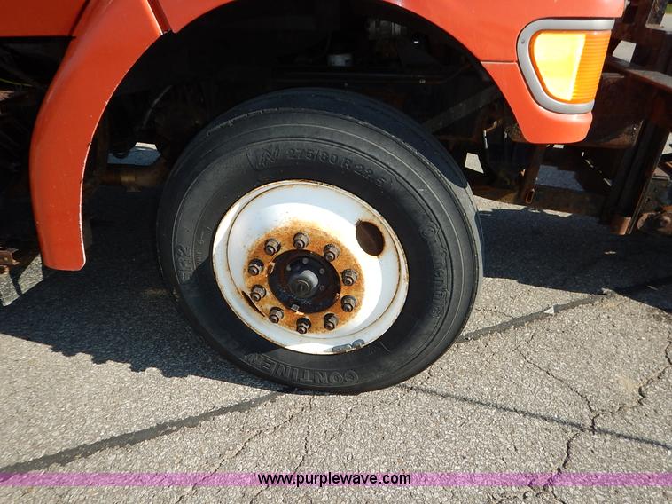 image for item L2306 2001 Sterling LT7500 dump truck