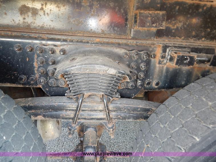 image for item L2306 2001 Sterling LT7500 dump truck