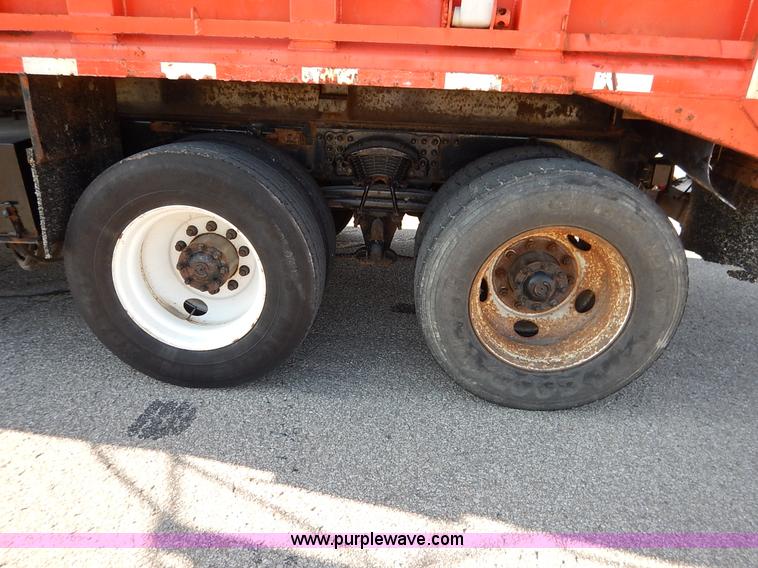 image for item L2306 2001 Sterling LT7500 dump truck