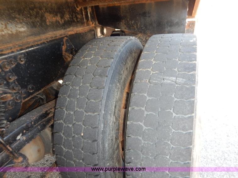 image for item L2306 2001 Sterling LT7500 dump truck