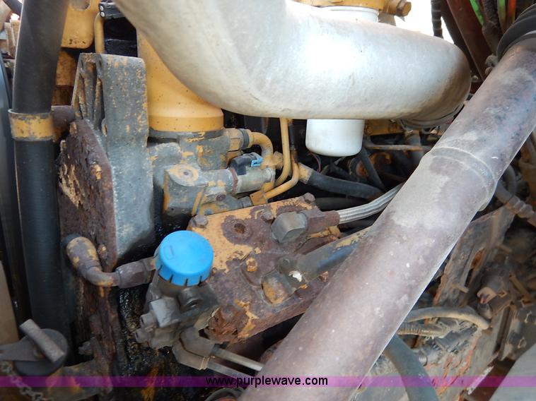 image for item L2306 2001 Sterling LT7500 dump truck