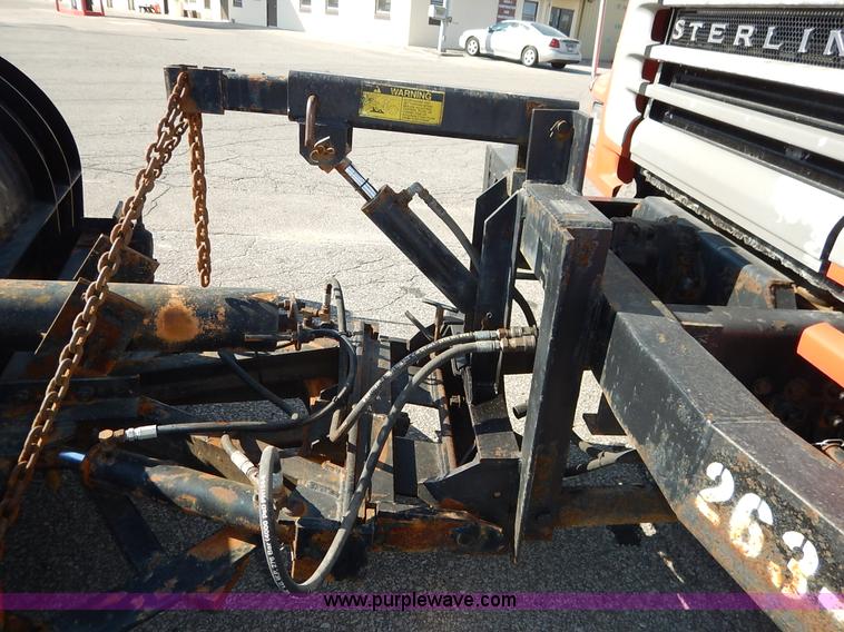 image for item L2307 2001 Sterling LT7500 dump truck