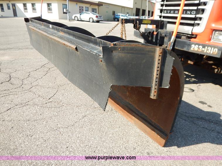 image for item L2307 2001 Sterling LT7500 dump truck