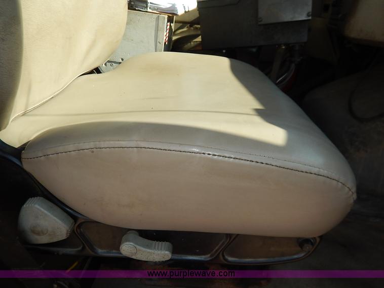 image for item L2307 2001 Sterling LT7500 dump truck